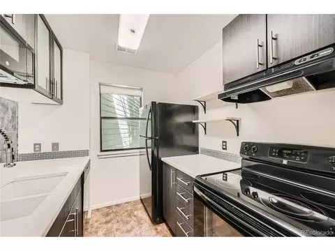 Kitchen - 1830 22nd St #15, Boulder, CO 80302 photo 1 of 1