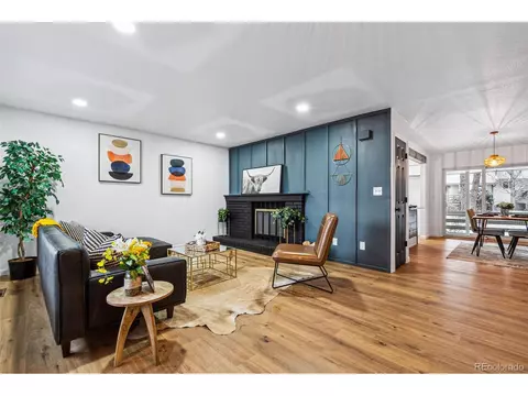 6885 E Briarwood Cir, Centennial, CO 80112