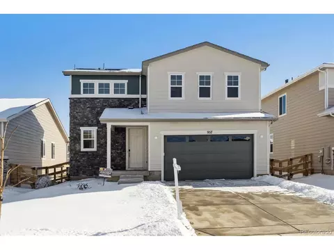 957 Sandhills St, Windsor, CO 80550