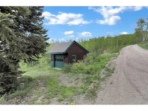 Exterior - 574 Gcr 286, Kremmling, CO 80459 photo 3 of 13