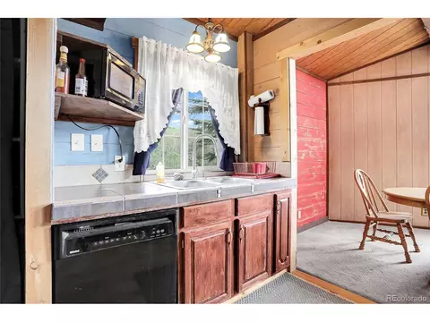 Kitchen - 574 Gcr 286, Kremmling, CO 80459 photo 2 of 4