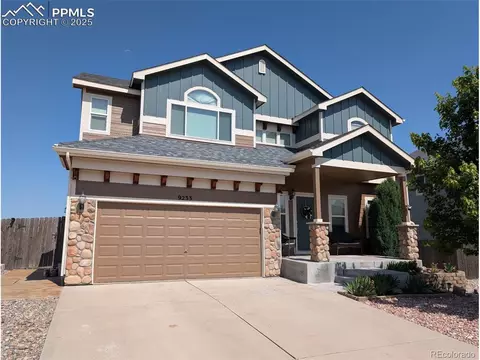 9233 Waters Edge Dr, Fountain, CO 80817