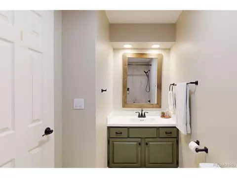 6278 Euclid Ave, Centennial, CO 80111 photo 29