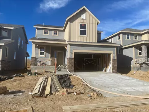 2456 Crescent Cir, Erie, CO 80516