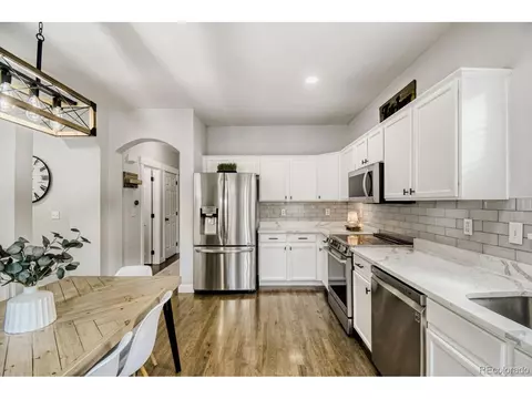 Kitchen - 5152 E 119th Ct, Thornton, CO 80233 photo 2 of 4