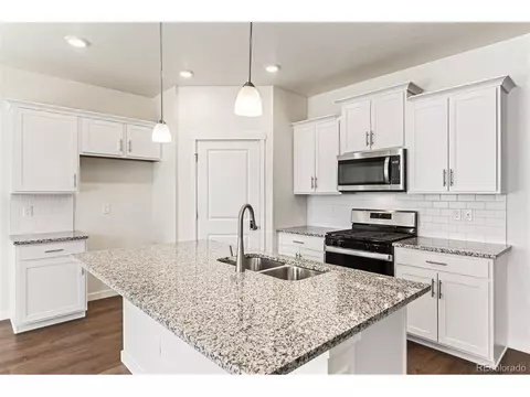 7595 E 159th Pl, Thornton, CO 80602 photo 8