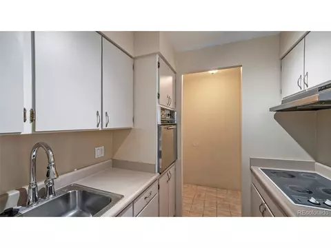 955 Eudora St #206E, Denver, CO 80220 photo 4