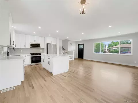 3535 Eudora St, Denver, CO 80207 photo 8