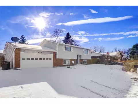 7432 W 76th Ave, Arvada, CO 80003 photo 2