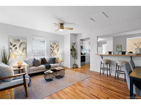 545 Stuart St, Denver, CO 80204 photo 2
