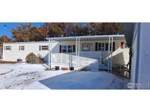 2200 37th St #115, Evans, CO 80620