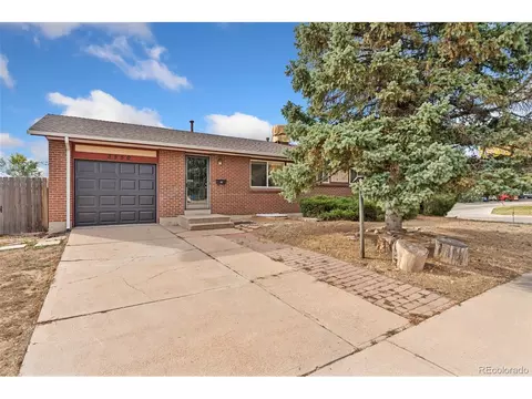 3550 W Dill Rd, Englewood, CO 80110