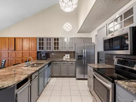 21258 E Aberdeen Pl, Centennial, CO 80015