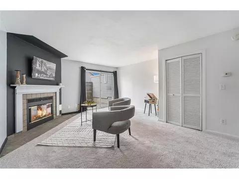 9459 Lou Dr, Thornton, CO 80260