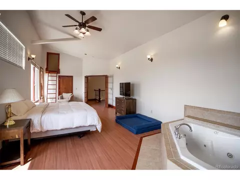 712 Sievers Dr, Como, CO 80432 photo 2