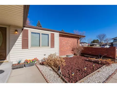 8593 Gray Ct, Arvada, CO 80003 photo 5
