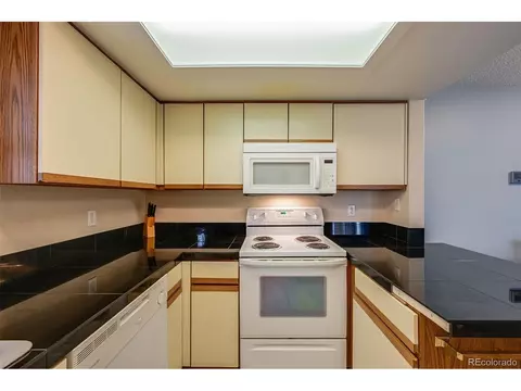12593 E Pacific Cir #B, Aurora, CO 80014 photo 13