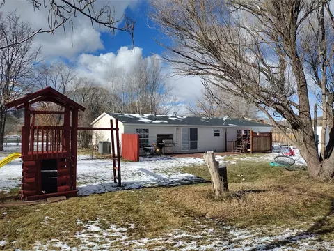 516 Beaman, De Beque, CO 81630 photo 4