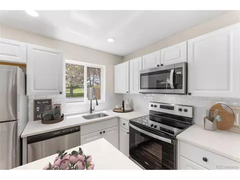 3401 Cherry St, Denver, CO 80207 photo 19