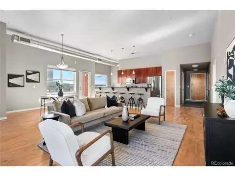 1555 Central St #301, Denver, CO 80211