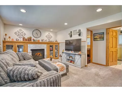 Living - 15953 E Baltic Pl, Aurora, CO 80013 photo 4 of 5