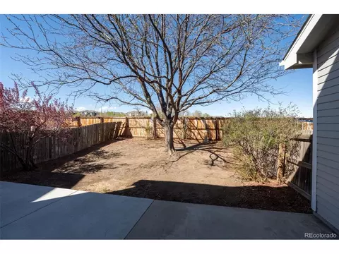 Exterior - 3825 E 94th Ave, Thornton, CO 80229 photo 3 of 7