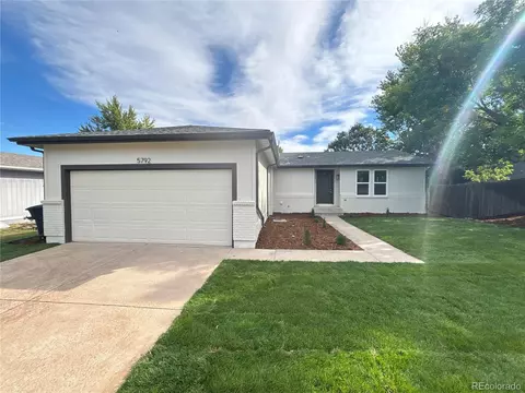 5792 S Quemoy Cir, Centennial, CO 80015