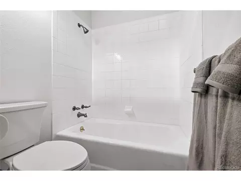 Bath - 5904 Meadowbrook Dr, Morrison, CO 80465 photo 6 of 6