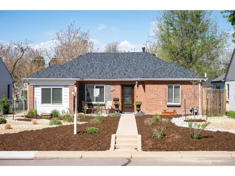 2521 Newport St, Denver, CO 80207