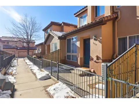 4452 S Auckland Ct, Aurora, CO 80015