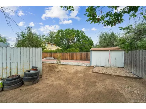 Exterior - 14990 E 10th Ave, Aurora, CO 80011 photo 4 of 6