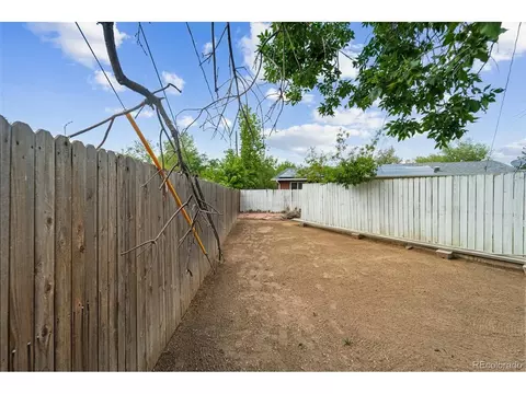 Exterior - 14990 E 10th Ave, Aurora, CO 80011 photo 5 of 6