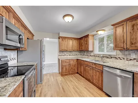 Undisclosed, Aurora, CO 80013 photo 13