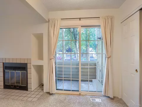 Living - 4819 White Rock Cir #E, Boulder, CO 80301 photo 4 of 6