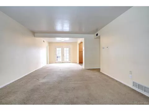 928 Scranton St, Aurora, CO 80011 photo 3