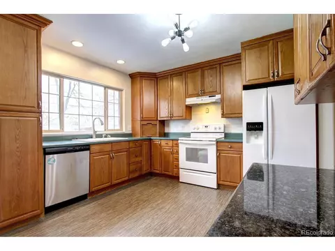 928 Scranton St, Aurora, CO 80011 photo 12