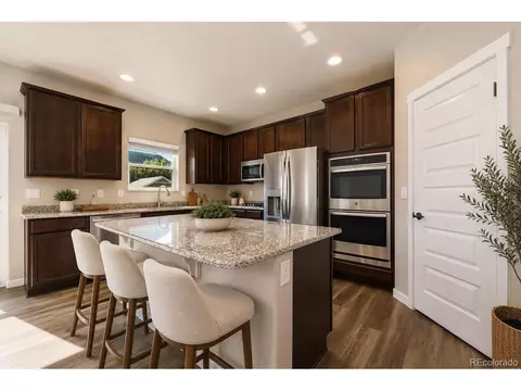 Kitchen - 5562 Clarence Dr, Windsor, CO 80550 photo 3 of 4