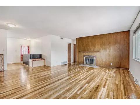Living - 405 S 43rd St, Boulder, CO 80305 photo 2 of 4