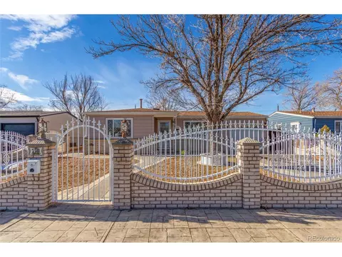 7511 Niagara St, Commerce City, CO 80022