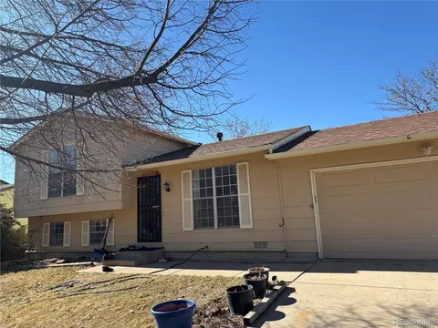 1123 S Biscay St, Aurora, CO 80017