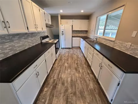4835 Moorhead Ave, Boulder, CO 80305 photo 5