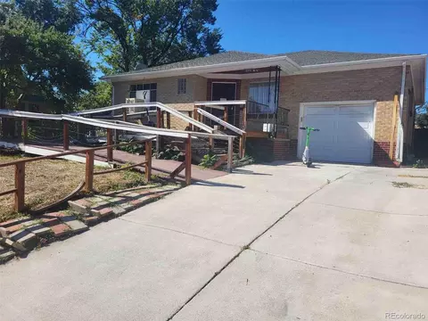 2959 N Birch St, Denver, CO 80207