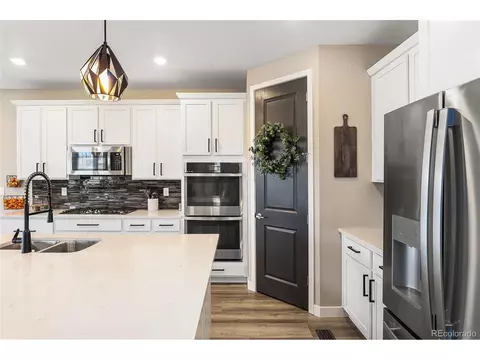 22431 E Narrowleaf Cir, Aurora, CO 80016 photo 12