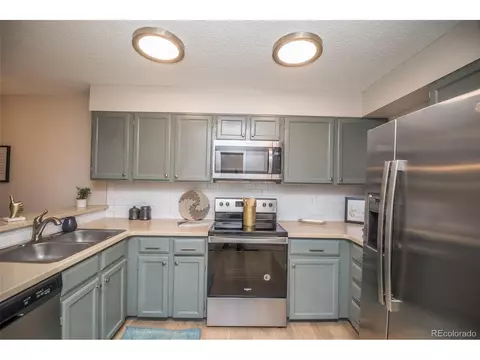 216 Wright St #108, Lakewood, CO 80228 photo 2