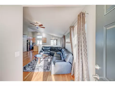 20509 E Hamilton Cir, Aurora, CO 80013 photo 5