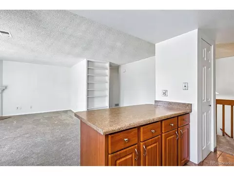 Kitchen - 12583 E Pacific Cir #D, Aurora, CO 80014 photo 8 of 8