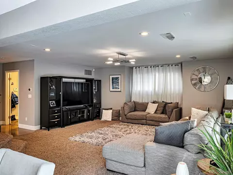 16836 E Weaver Pl, Aurora, CO 80016 photo 9
