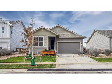 12761 Crane River Dr, Longmont, CO 80504