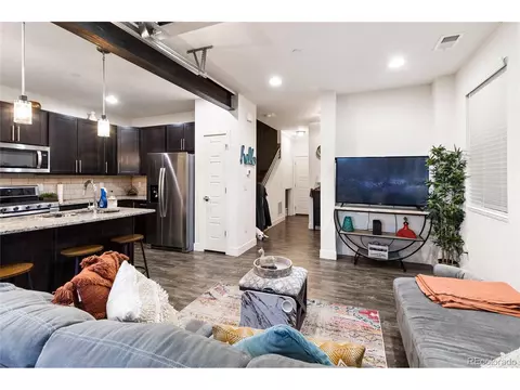 19481 E Sunset Cir, Centennial, CO 80015 photo 8