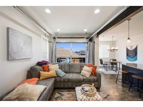 19481 E Sunset Cir, Centennial, CO 80015 photo 5